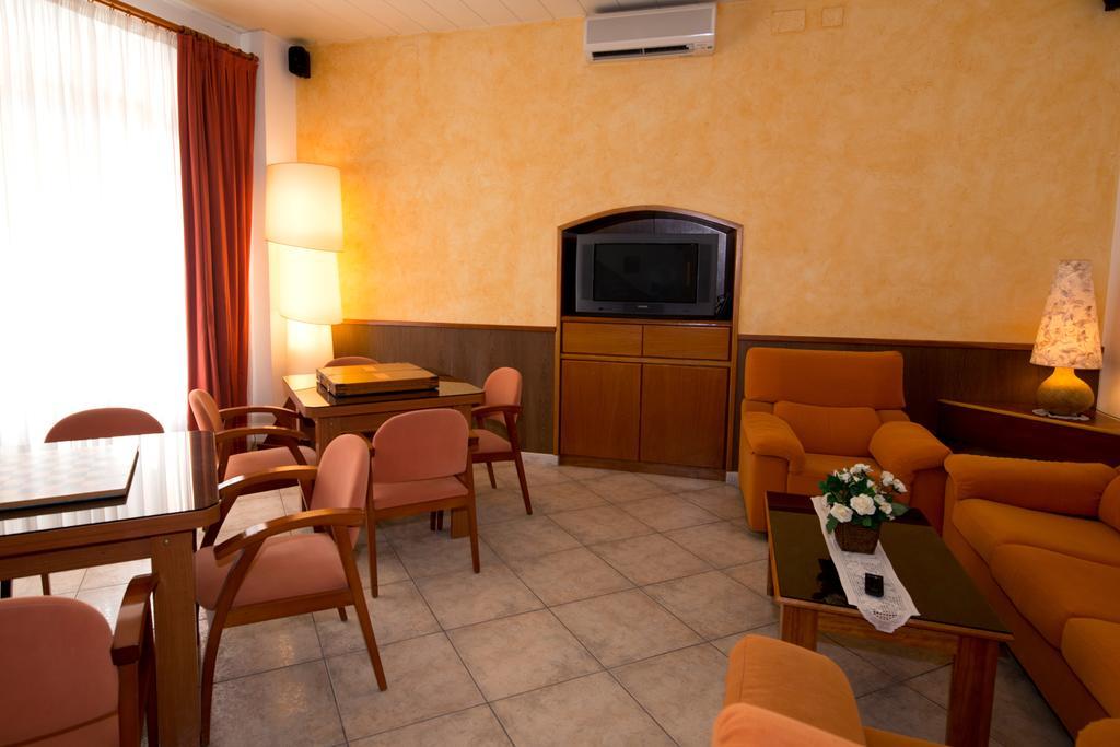 Hotel Placa Sant Feliu de Guíxols Exterior foto